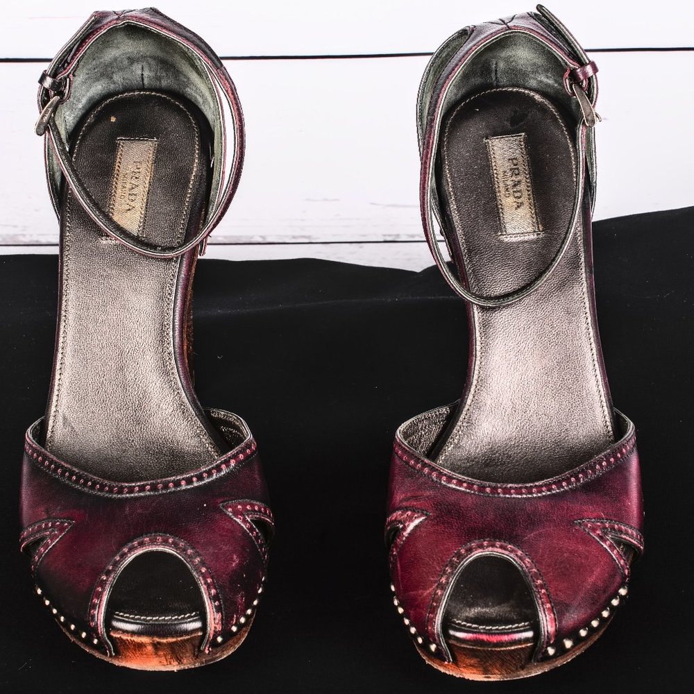 Prada NWOT Wood Wedge Sandal Size 8